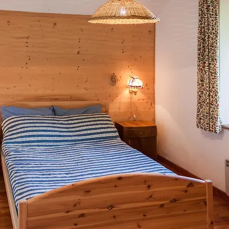 Al Girmul Apartmán *