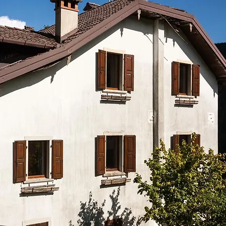 Al Girmul Apartmán Ravascletto